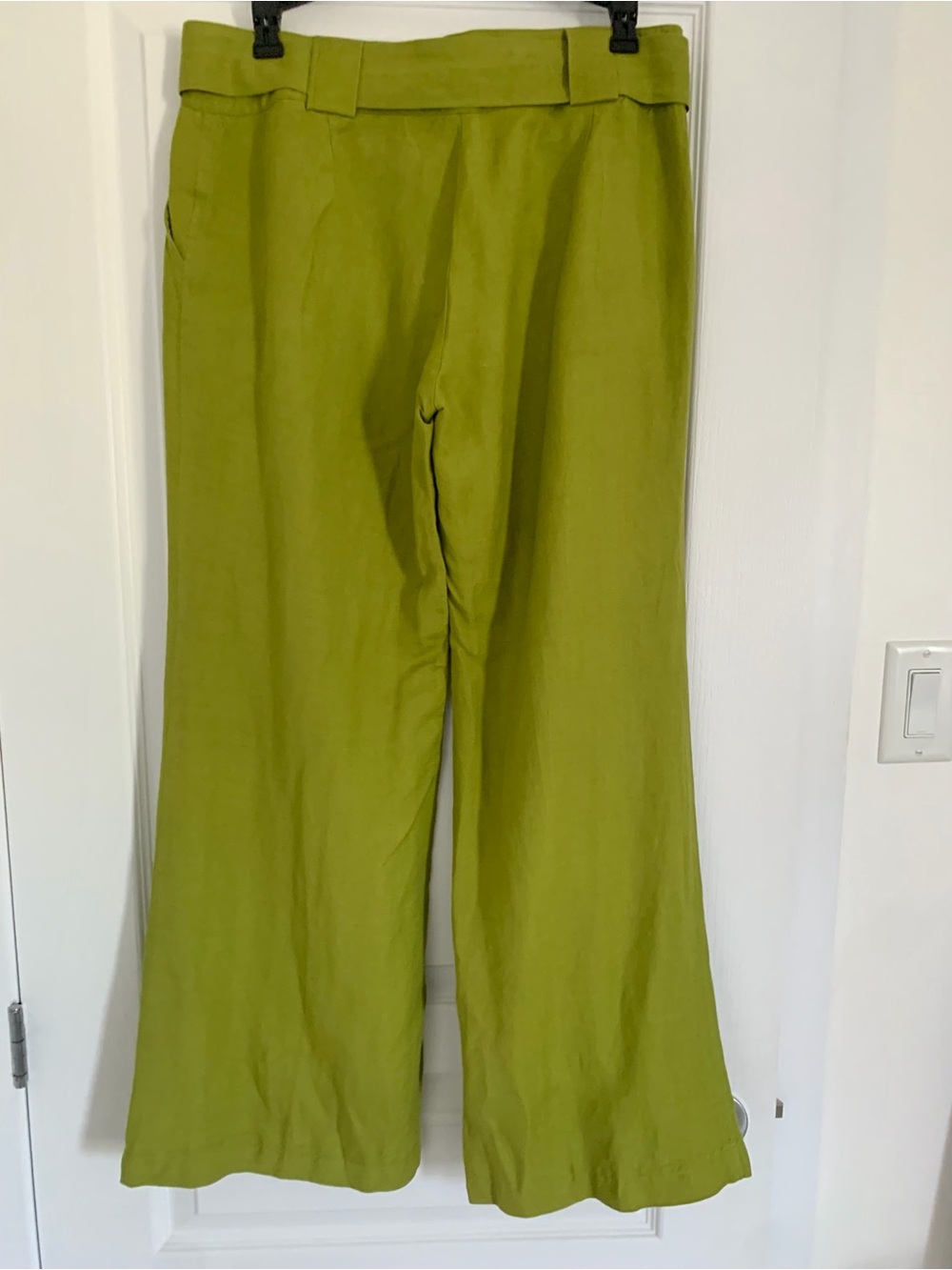 Olive Green Linen 2 Piece Set: Pants & Shirt ๐ - Picture 7 of 16